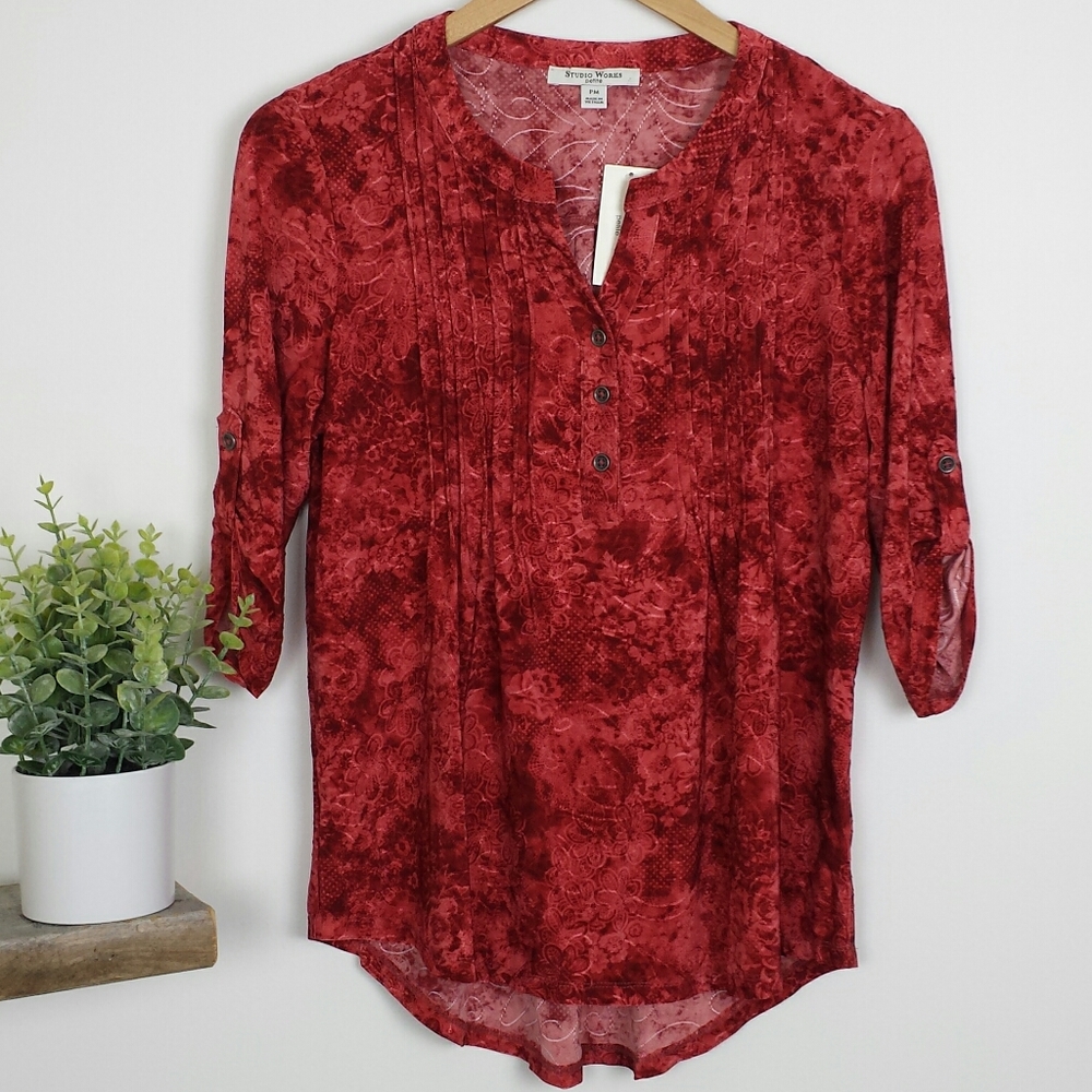 NWT Studio Works Red Floral Stretch Top